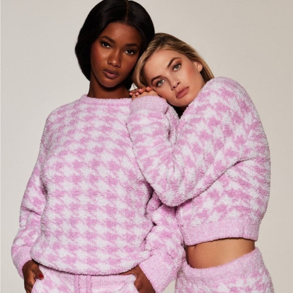 NWT Skims pink and white plaid pullover
